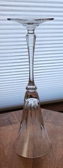 1 Signed Oscar de la Renta TIFTON 9″ Vertical Cut Crystal CHAMPAGNE Glass