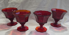 Set of 4 Vintage Independence MCM Amberina Octagonal Juice Glasses GLOWS