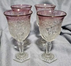 Indiana Daisy And Button Purple Fused Faded Glass Decatur 4 Stemed Glasses 4.5″