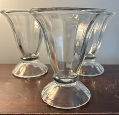 Set Of 5 Libbey 8 Oz Footed Sundae Glasses 5.75″H Vintage.