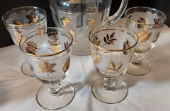 Summer Lemonade!! Anchor Hocking Gold Ivy Pitcher + 6 Libbey Gold Leaf Goblets