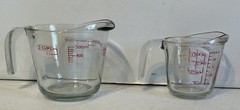Vintage Set Anchor 1cup & 2 Cup Measuring Cups Glass Made in USA F3