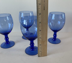 Vintage Etched Grapes & Vine Colbalt Blue Wine Glass 5.5″ Hand Blown Set of 4