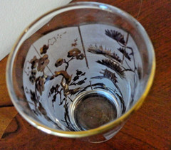 VINTAGE FROSTED GOLD GILT OVERLY CHINOISERIE FRED PRESS STYLE COCKTAIL ONE GLASS