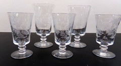 Fostoria Willow Pattern 4 1/2″ Juice Glasses & 5 3/4″ Water Glasses Footed – 5