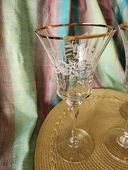 3 Mikasa 9″T Antique White Lace Middle Floral Crystal Water Goblets Gold Trim