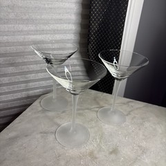 Mikasa»Cachet Frost» Martini Glasses/3 Crystal Martini’s Satin Frosted Stems