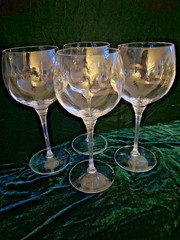 Fluted Clear Balloon Wine Glasses with Fluted Stem 8 in tall Set of 4 Large Pour
