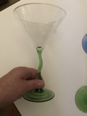 4 COCTAIL MARTINI GLASSES WITH COBALT BLUE AND GREEN ZIGZAG STEMS LIBBEY?