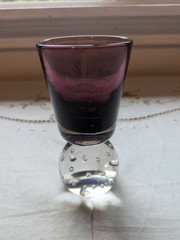 Vintage Carl Erickson MCM Amethyst Controlled Bubbles Bullicante Glass, Single