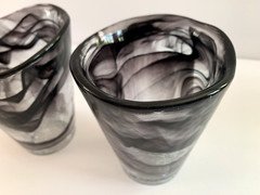 Kosta Boda Sweden Glass Cups w/Labels 4.25″ Tumblers Qty2 Black Swirl RARE Color