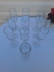 Set of 10 Vintage Champagne Flutes – Elegant & Timeless
