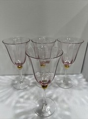 4 Royal Albert Old Country Roses Formal Pink Lavender Wine Goblets. Excellent