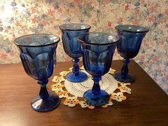 Vintage Imperial Glass Old Williamsburg Cobalt Stemmed Goblets 5.25” Set Of 4
