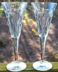 Set 2 WATERFORD CRYSTAL Millennium ‘LOVE’ Hearts Champagne TOASTING FLUTES 9.25″