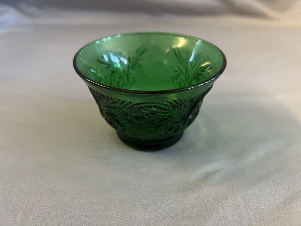 Anchor Hocking Sandwich Glass Emerald Green – Bowl Dish Vintage