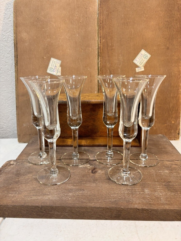 Set 6 Vintage MCM Blown Glass Aperitif Cordial Liquor 1 fl oz? Barware Glasses