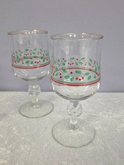 Libbey Holly Berry Christmas Gold Rim Wine Water Goblets Set of 4 Vintage 6.5″ h