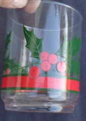 Libbey® Holly & Berries Holiday Glass Tumbler – 14oz – VGC – FESTIVE & COLORFUL