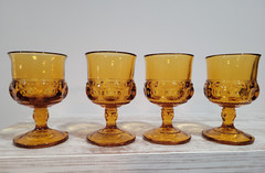 4 VTG MCM Indiana Glass Amber Gold Kings Crown Thumbprint Sherry Glasses 4.25″