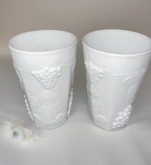 Indiana White Milk Glass Cups Colony Harvest Grape Vintage 4″T Set of 2