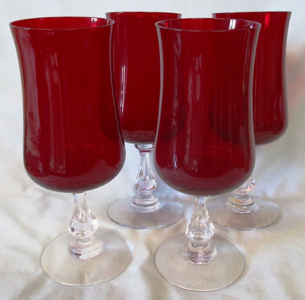 Fostoria Ruby Distinction Footed Water Goblet Glass 7 1/4″, Set of 4