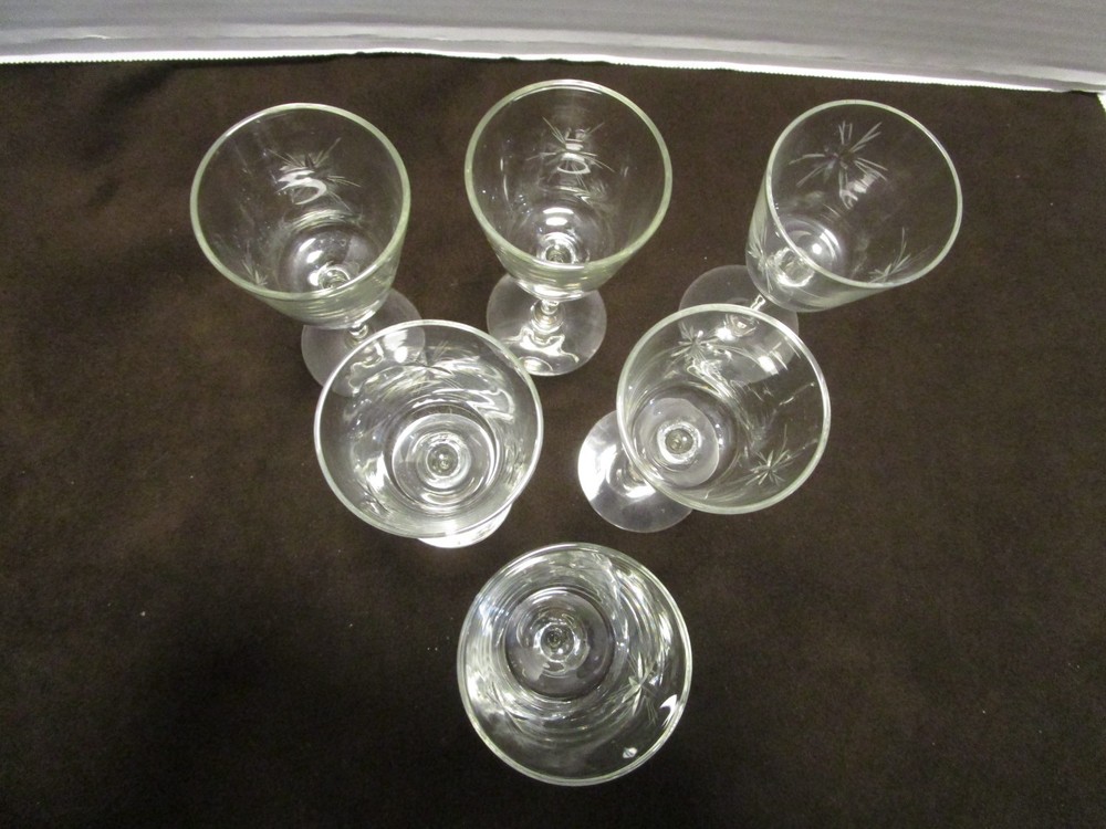 Vintage Tiffin Glass Stem 6-cordial Goblets 6-Point Starburst Tiffin 5″ T 1960s