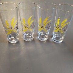 4 Vintage Tall Glasses With Gold Rim And Wheat Decal. 6 3/4″ Tall