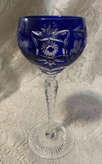 1 Natchtman Traube Cobalt Blue Cut to Clear Crystal Grape/Pinwheel Marsala 7″T