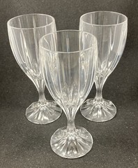 Mikasa Berkeley Crystal Wine Glasses 6.8in Discontinued Set of 3