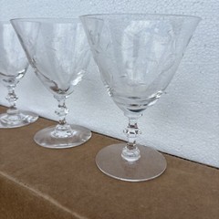 Set of 4 Mid Century Modern Floral etched Crystal 6oz Claret Wine Glasses