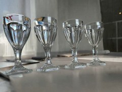 VTG Early 1900s Small Wine / Juice Glasses 6-Paneled EAPG