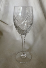 Mikasa Crystal – ENGLISH GARDEN – 9″ GOBLET / RED WINE – Multiples available!