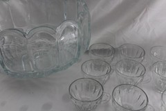Vintage L.E. Smith Old Dominion Punch Bowl 12 Cups Floriform Tulip Diamonds