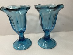 Vintage Set of 2 Anchor Hocking Clear Blue Tulip Sundae/Dessert/Parfait Glasses
