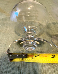 2 Etched Cocktail Champane Coupe Stemmed Glasses, has a Green Manganese Glow