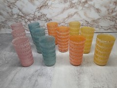 Vintage 1950s Rubber Spaghetti String Glass Tumblers Set Of 12 MCM 5.5″ Tall