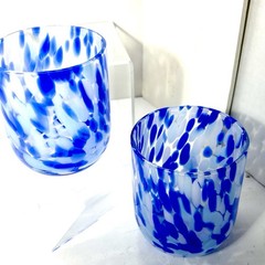 2 Hand Blown Glass Tumblers Blue And White Confetti Or Spotted Pattern