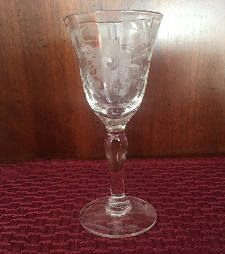 Etched Floral Crystal Elegant Glass 4″ Tall Cognac / Shot Glass