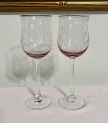Lenox Etched Crystal Pink Heather Tulip White Wine Glasses 9″ set of 2 RETIRED
