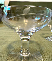 2 Etched Cocktail Champane Coupe Stemmed Glasses, has a Green Manganese Glow