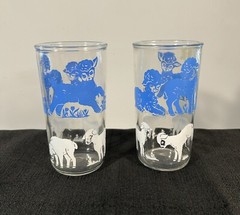 Vntg set of 2 Small Child Juice Glasses Blue& white Sheep