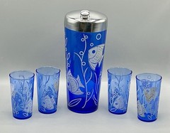 VTG 1930 HAZEL ATLAS Ritz Blue Cocktail Shaker & 4 Glasses ANGEL FISH Chrome Lid
