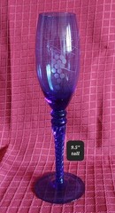 Vtg Cobalt Blue Purple Shifting Wine Glass 9.5″ Goblet Etched Grape Spiral Stem