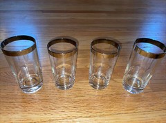 SET OF FOUR GLASSES WITH SILVER EDGE AND ETCHED DESIGN TWO SIZES