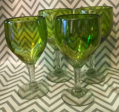 HAND BLOWN ~ IRIDESCENT GREEN WINE GLASS SET OF 4 ~ 7″ TALL