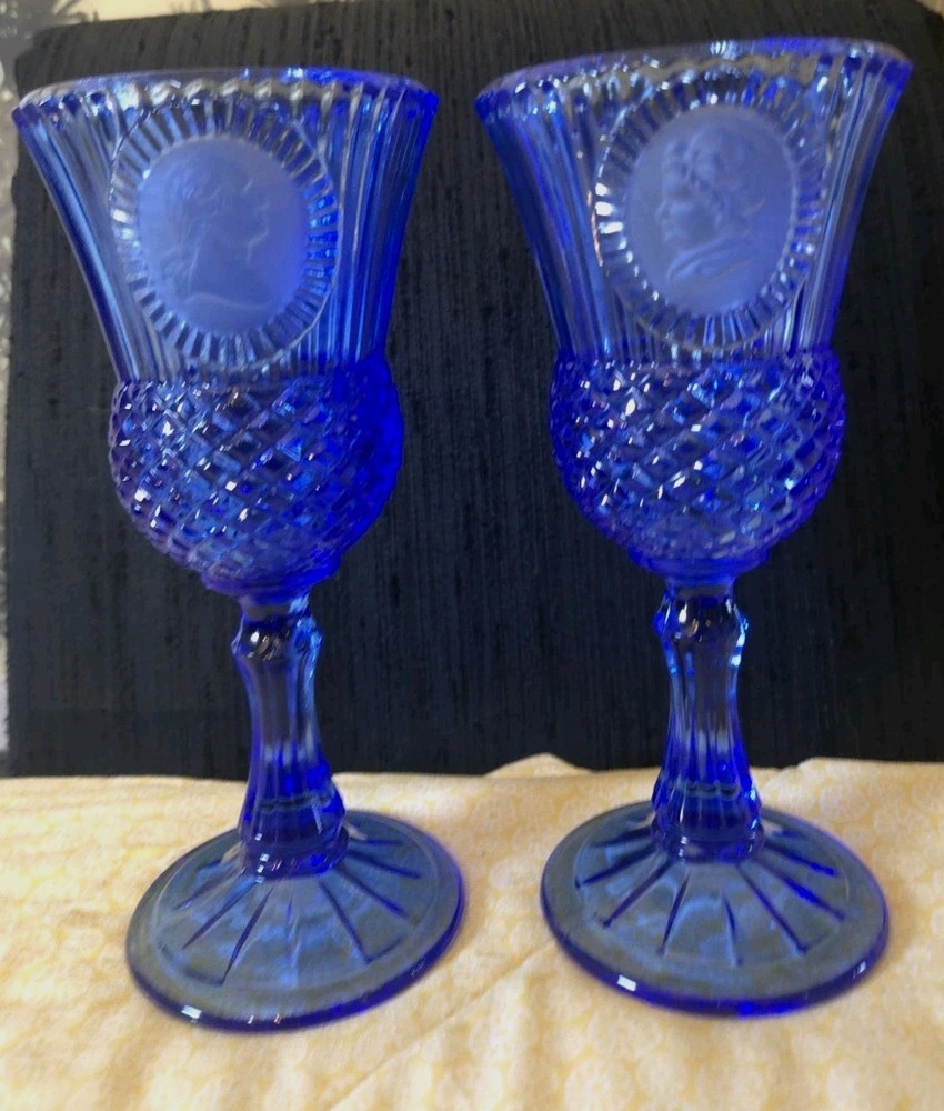 Vtg Fostoria Avon Cobalt Blue Glass George Martha Washington 8″ Set of 2 Goblets