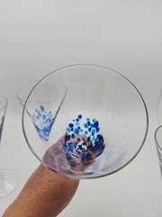 4 – Cobalt Blue Confetti Splash Hand Blown Art Glass Champagne Wine Glasses READ