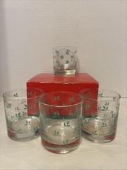 Hallmark Holly glasses set Of 4