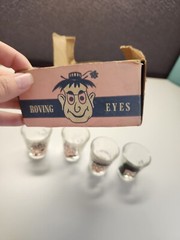 Set of Four Vintage 1950 Anchor Hocking Novelty Shot Glasses roving eyes w/ box